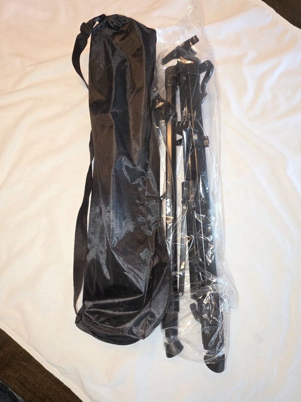 Portable Tripod w Case Foldable Cell Phone Vlogger Camera Accessory Photos